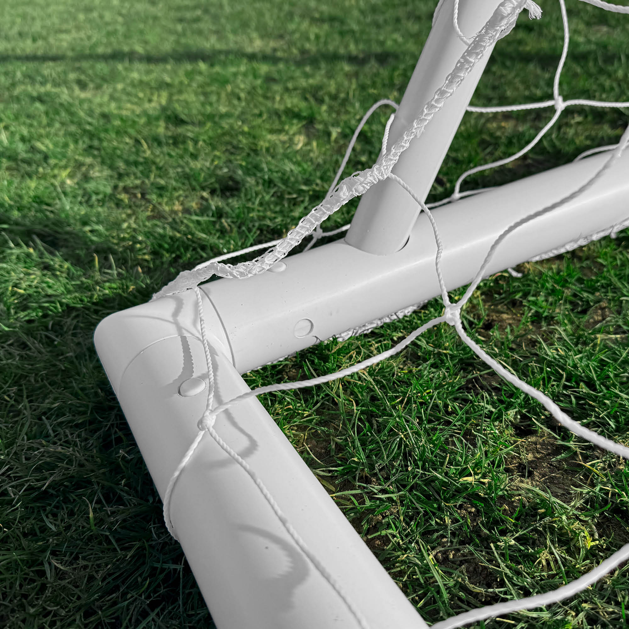 Q-FOLD Folding Football Goal 5x3' - Image 9