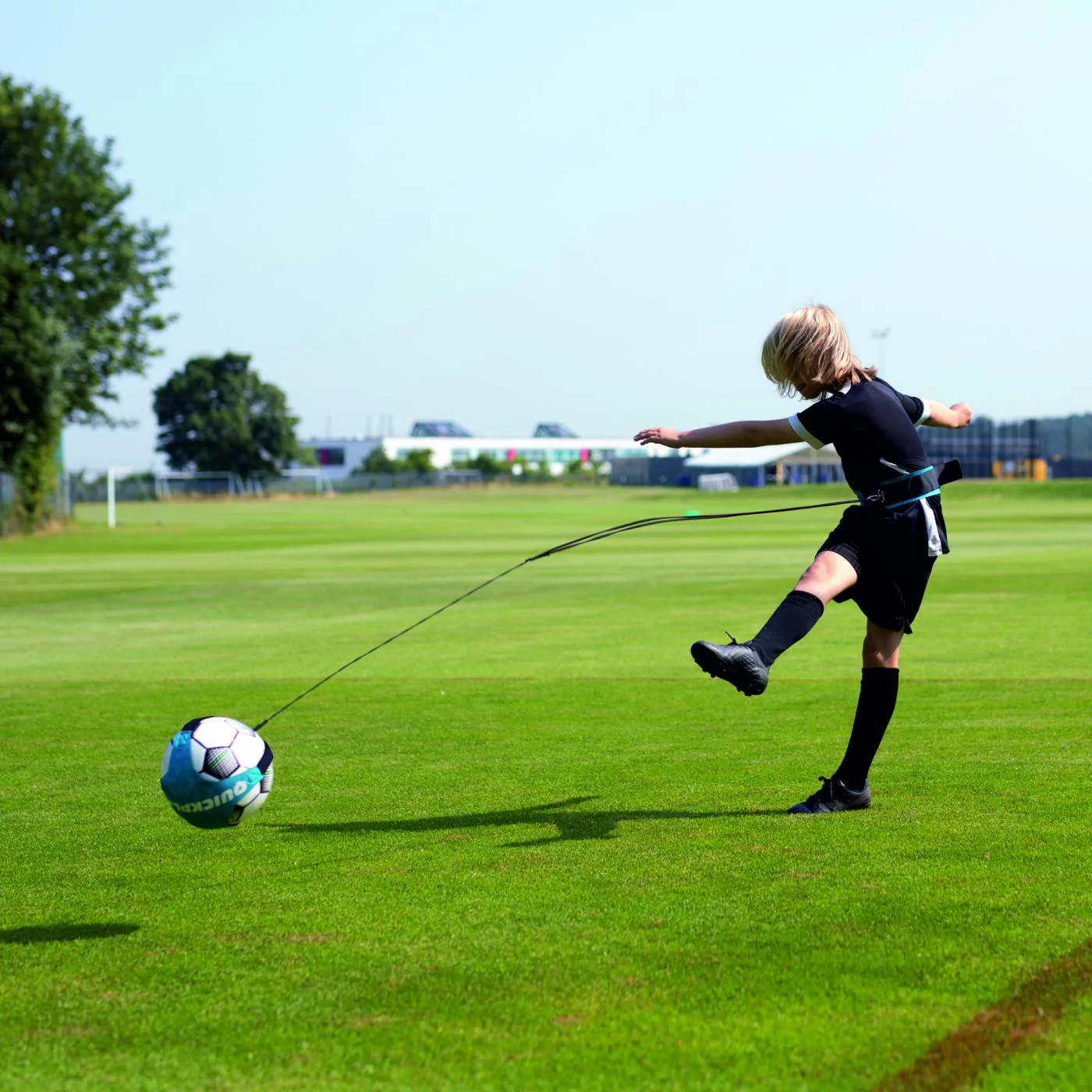 REPLAY Strike - Solo Bungee Football Trainer